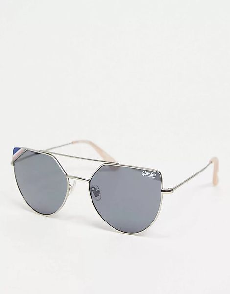 Superdry – Amelia – Cat-Eye-Sonnenbrille in Silber/Rosa-Mehrfarbig günstig online kaufen