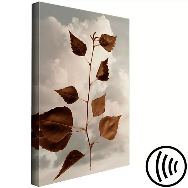 Wandbild Herbstlicher Zweig am Himmel - botanisches Motiv mit weißen Wolken günstig online kaufen