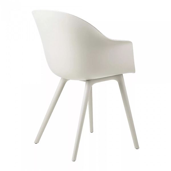 Gubi - Bat Dining Chair Gartenarmlehnstuhl - Alabaster weiß/Sitzschale Poly günstig online kaufen