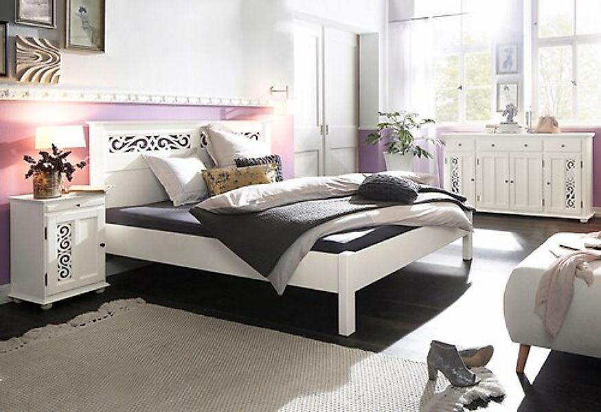 Home affaire Bett »Arabeske«, aus schönem massivem Buchenholz, mit dekorati günstig online kaufen