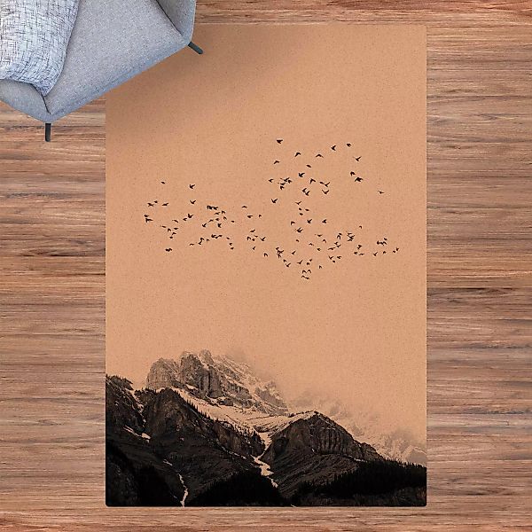 Kork-Teppich Vogelschwarm vor Bergen Schwarz Weiß günstig online kaufen