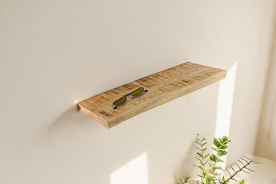 SAM® Wandregal Amara, massives Mangoholz, Baumkante, verschiedene Größen günstig online kaufen