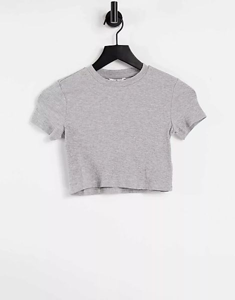 Monki – Karo – T-Shirt in Hellgrau mit kurzem Schnitt aus Bio-Baumwolle günstig online kaufen