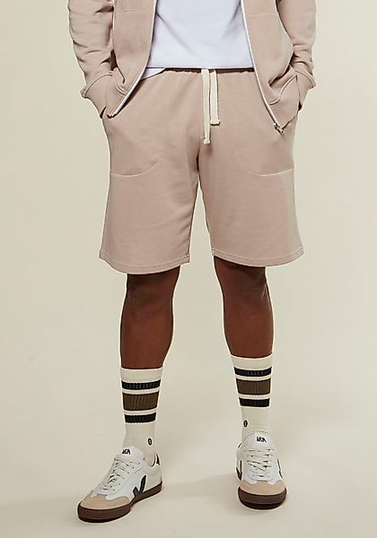 KangaROOS Sweatshorts, seitliche Taschen, kontrast Bänder günstig online kaufen