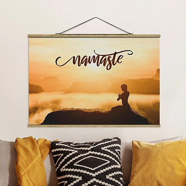 Stoffbild mit Posterleisten Namaste Sonnenaufgang im Gebirge günstig online kaufen