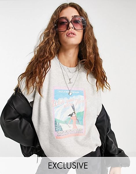 Reclaimed Vintage Inspired – Sweatshirt mit Landschafts-Ski-Print-Grau günstig online kaufen