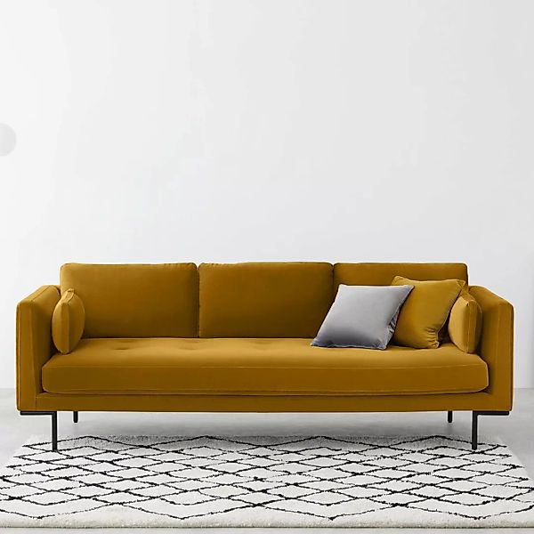 Harlow 3-Sitzer Sofa, Samt in Senfgelb - MADE.com günstig online kaufen