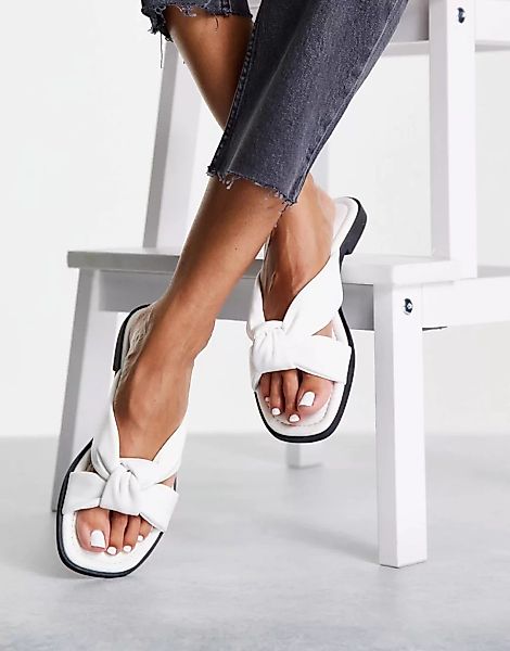 Miss Selfridge – Echo – Sandalen in Weiß günstig online kaufen