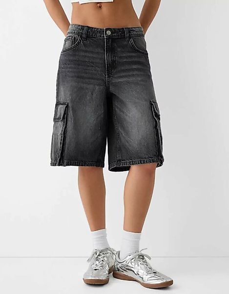 Bershka Jeans-Bermudashorts Im Baggy- Und Cargo-Stil Damen 38 Schwarz günstig online kaufen