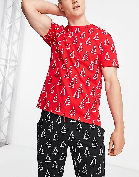 Threadbare – Pyjama-Set in Rot und Schwarz mit Weihnachtsbaum-Muster günstig online kaufen