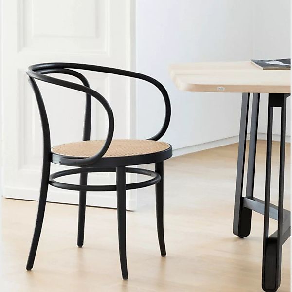 THONET 209 Bugholzarmlehnenstuhl | Rohrgeflecht-Sitz | Buche olivgrün gebei günstig online kaufen