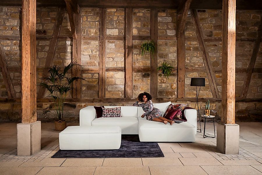 W.SCHILLIG Ecksofa "around-the-block" inklusive Hocker, mit eleganter Biese günstig online kaufen