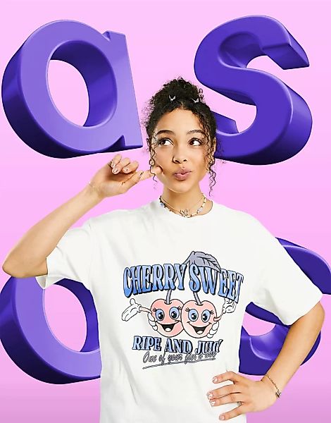 ASOS DESIGN – Lockeres T-Shirt mit „Cherry Sweet”-Print in Ecru-Weiß günstig online kaufen