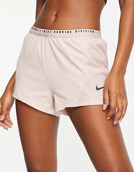 Nike Running – Run Division Tempo Luxe – Reflektierende Shorts in Rosa günstig online kaufen