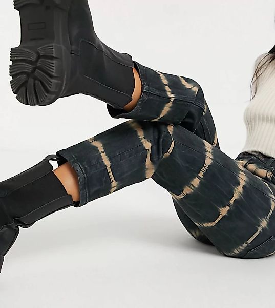 Topshop Petite – Jeans mit geradem Bein und Batikmuster in Schwarz günstig online kaufen
