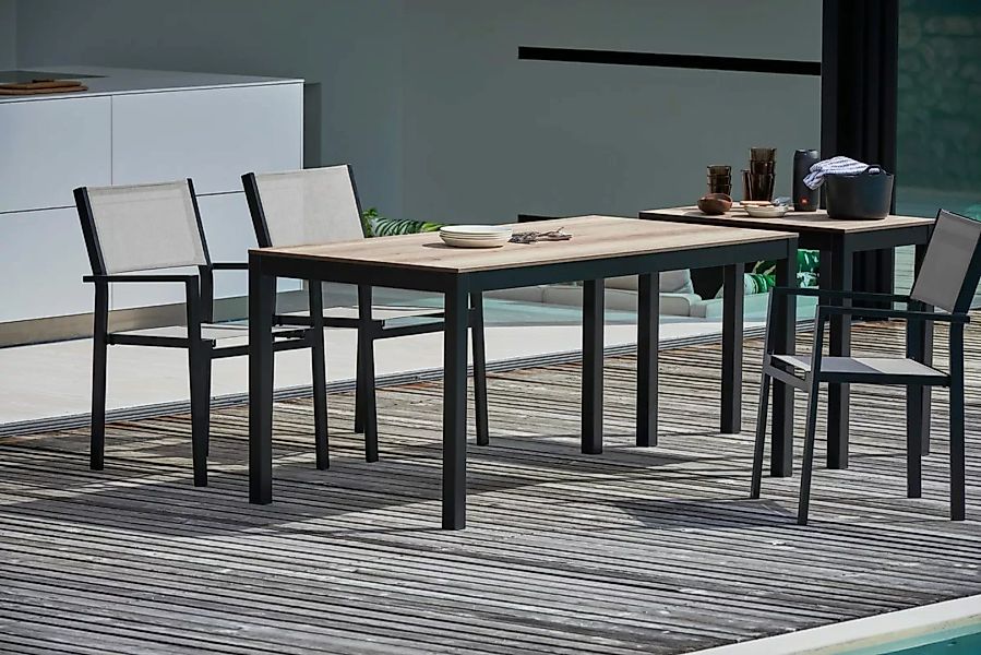 Outdoor Tisch Quadrat Teak / schwarz 90x90 günstig online kaufen