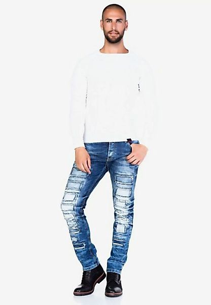 Cipo & Baxx Bequeme Jeans mit auffälligen Details in Straight Fit günstig online kaufen
