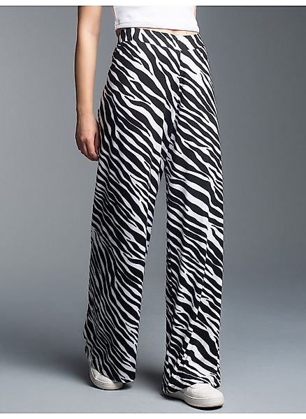 Trigema Jerseyhose TRIGEMA Hüfthose mit Allover-Zebramuster günstig online kaufen