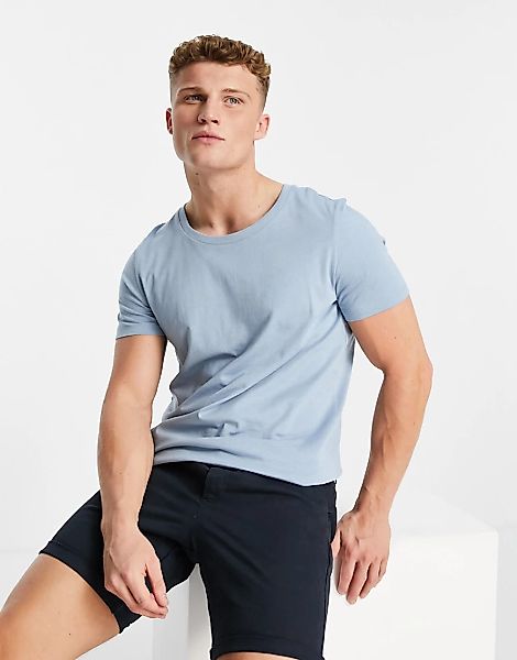 ASOS DESIGN – T-Shirt aus Bio-Baumwollmix in Blau mit Rundhalsausschnitt günstig online kaufen
