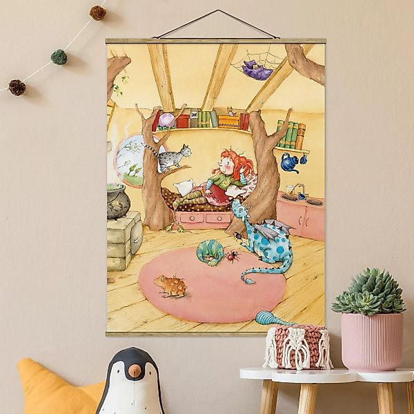 Stoffbild Kinderzimmer mit Posterleisten - Hochformat Frida erzählt vom Hex günstig online kaufen