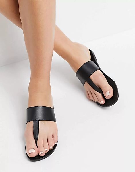 ASOS DESIGN – Function – Zehensteg-Sandalen aus Leder in Schwarz günstig online kaufen