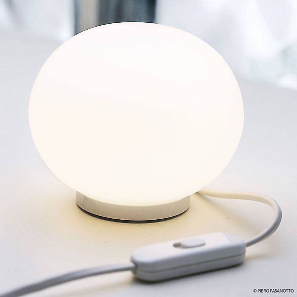 FLOS Mini Glo-Ball T - kugelförmige Tischleuchte günstig online kaufen