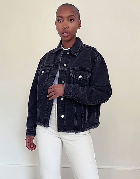 Topshop – Jeansjacke aus recycelter Baumwolle mit unverarbeitetem Saum in v günstig online kaufen