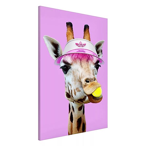 Magnettafel Kinderzimmer - Hochformat 2:3 Giraffe beim Tennis günstig online kaufen