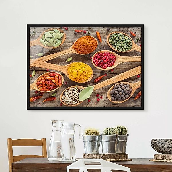 Bild mit Rahmen Küche - Querformat Gewürze auf Holzlöffel günstig online kaufen