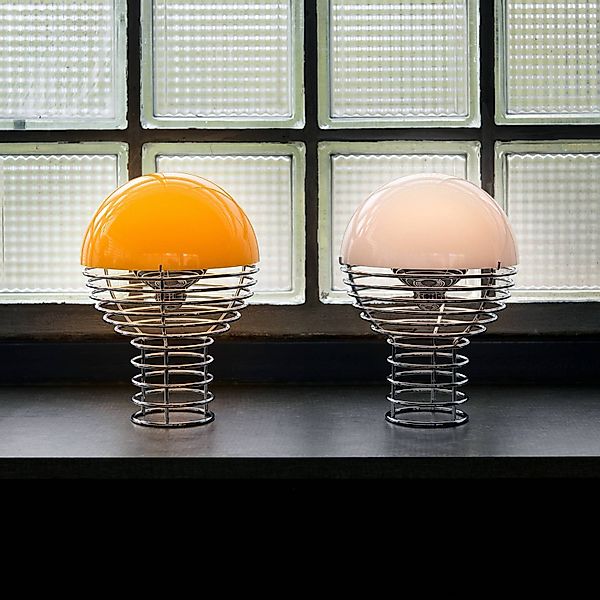 Verpan LED-Akku-Tischleuchte WIRE, orange, Höhe 25 cm, IP44 günstig online kaufen