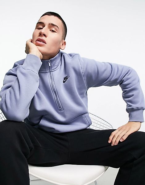Nike Club – Sweatshirt mit kurzem Reißverschluss und Logo in aschfarbigem S günstig online kaufen