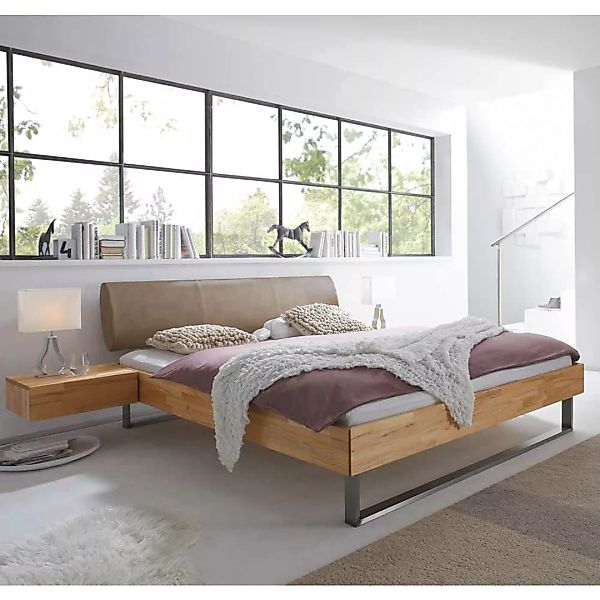 Bett aus Kernbuche Massivholz mit gepolstertem Kopfteil günstig online kaufen