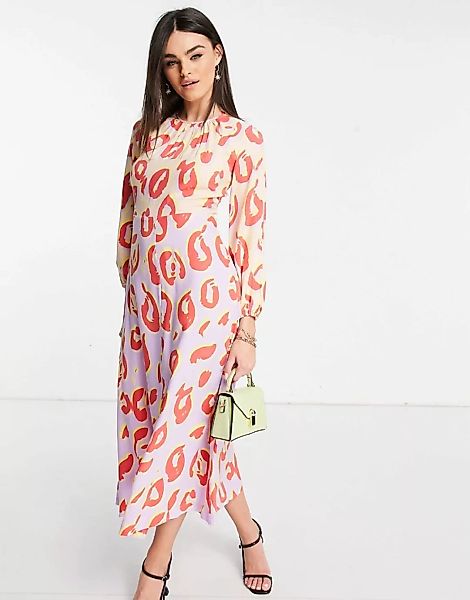 Closet London – Langärmliges Midaxi-Kleid mit Punktemuster in kontrastieren günstig online kaufen