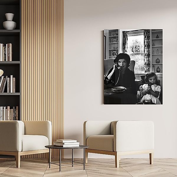 queence Acrylglasbild "The Phone", Schwarz-Weiß-Frau-Stars-Portrait-Foto-Fi günstig online kaufen