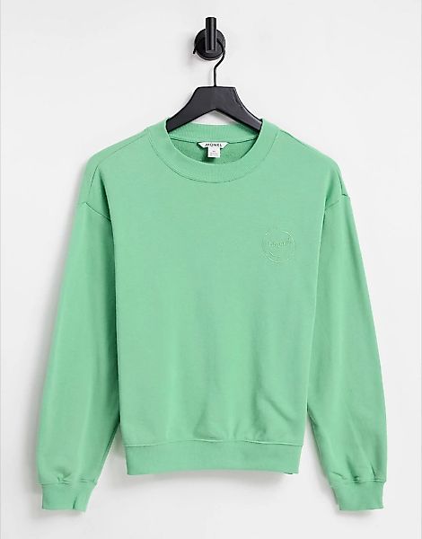 Monki – Nana – Sweatshirt aus Bio-Baumwolle in Grün mit „Happy“-Logo günstig online kaufen