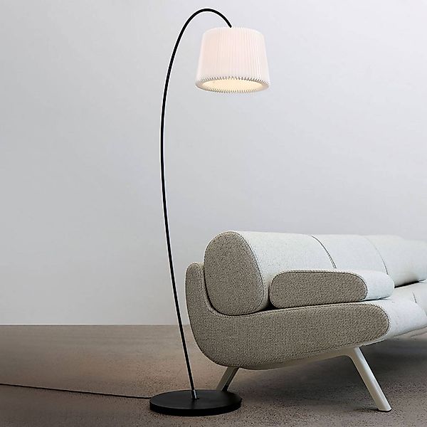 LE KLINT Stehleuchte Snowdrop 320, weiß, Papier, Metall, E27 günstig online kaufen