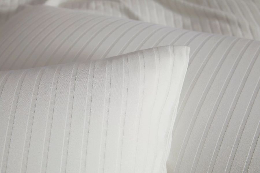 Elegante Bettwäsche »Solid Stripe«, (2 tlg.), angenehmes Hautgefühl günstig online kaufen