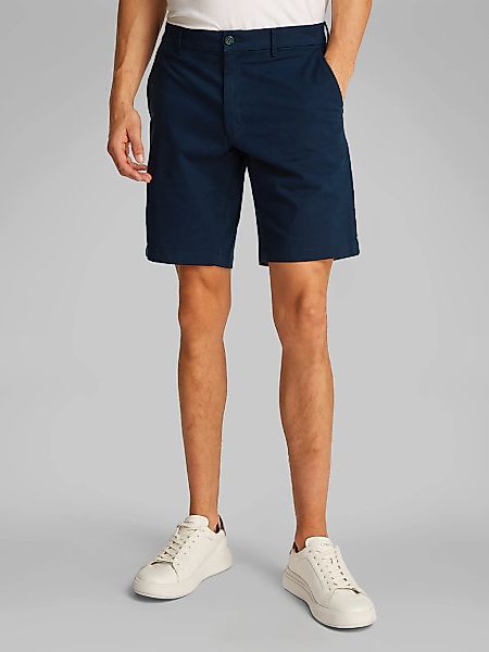 Calvin Klein Chinoshorts "MODERN TWILL SLIM CHINO SHORT", mit Logo-Patch günstig online kaufen