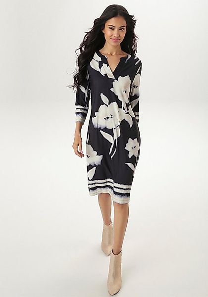 Aniston SELECTED Jerseykleid mit großflächigen Batik-Blumen und Blüten bedr günstig online kaufen