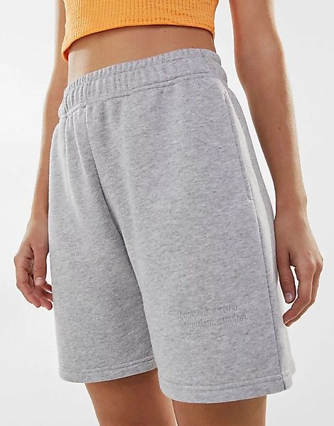 Bershka – Lange Jersey-Shorts in Grau günstig online kaufen