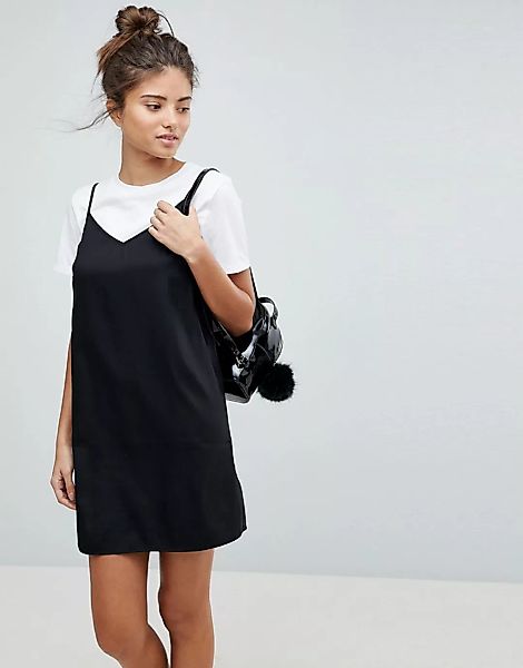 ASOS DESIGN – Fuller Bust – Mini-Trägerkleid in Schwarz günstig online kaufen