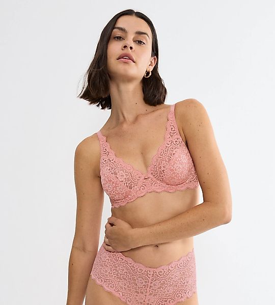 Triumph "Amourette" Stretch-Spitze, mit weichen, elastischen Jacquard-Träge günstig online kaufen