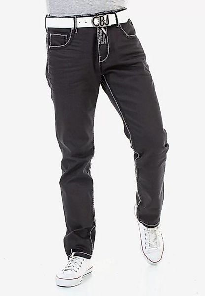 Cipo & Baxx Straight-Jeans mit trendigen Kontrastnähten günstig online kaufen