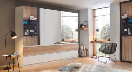 rauch Drehtürenschrank "Winnipeg" grifflose Front, Schubkästen m. Griffmuld günstig online kaufen