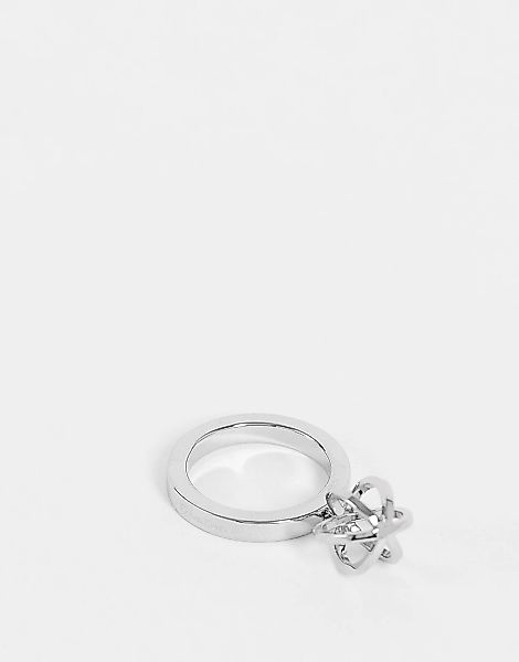 Calvin Klein – Auffälliger Ring in Silber-Optik günstig online kaufen