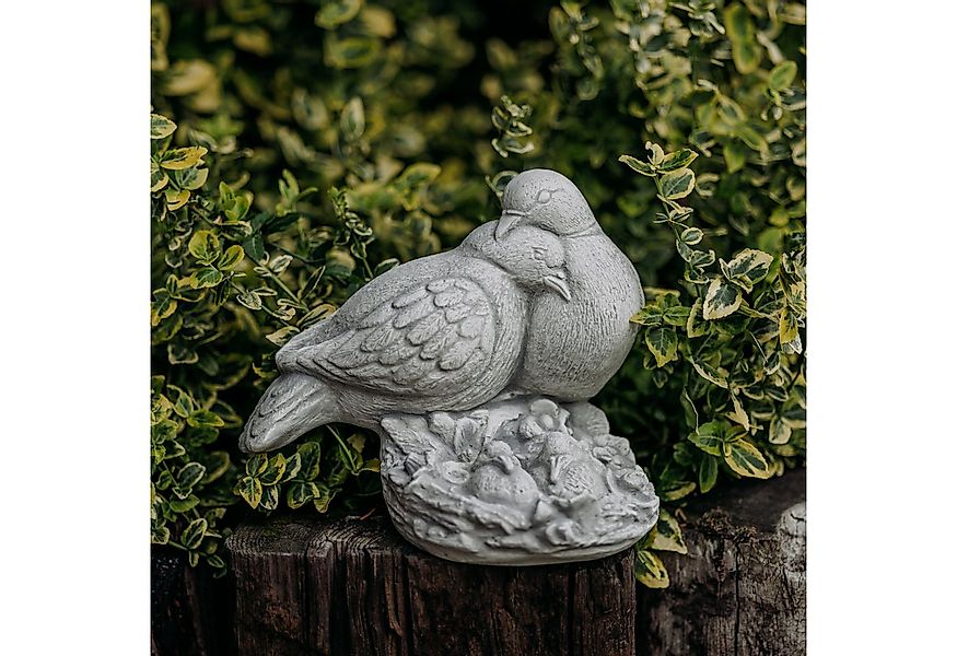 gartendekoparadies.de Gartenfigur Taubenpaar mit Nachwuchs, Steinfigur, H. günstig online kaufen