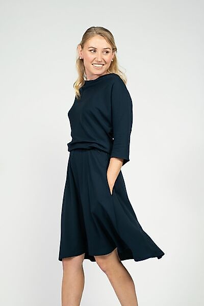 Elegantes Kleid Mit Schulterfreier Option günstig online kaufen