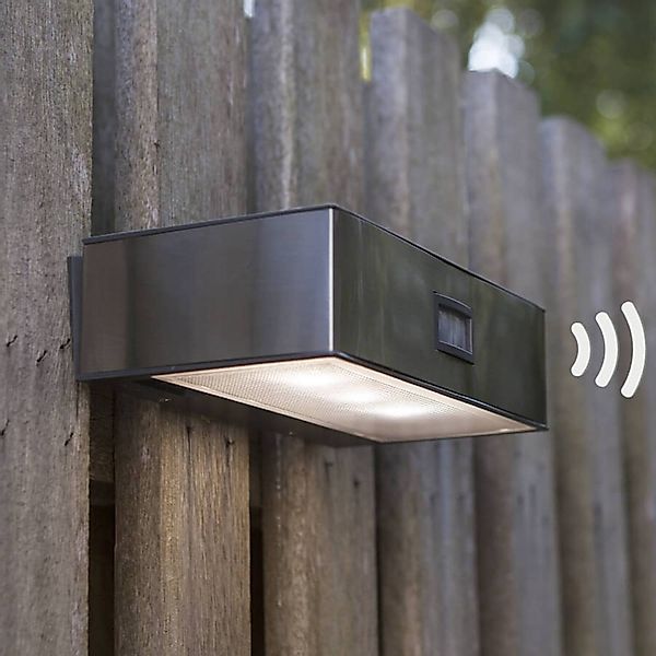 Solarbetriebene LED-Sensor-Außenwandleuchte Brick günstig online kaufen