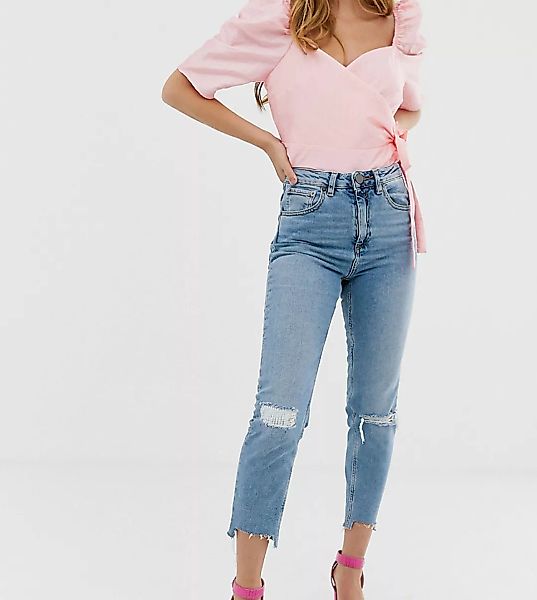 ASOS DESIGN Petite – Farleigh – Schmale Mom-Jeans mit hoher Taille und Knie günstig online kaufen