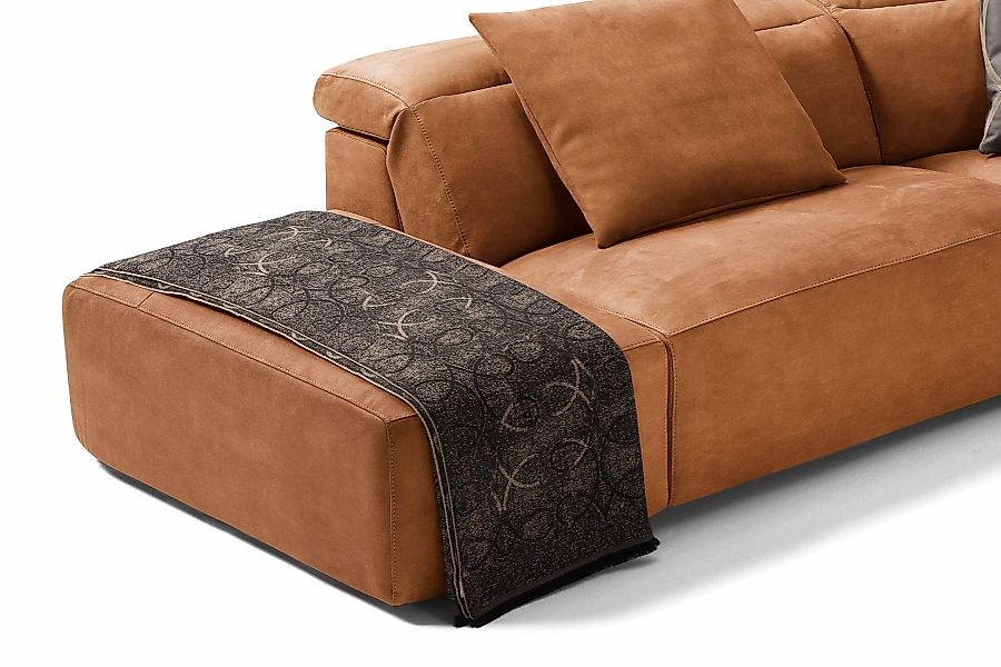 Egoitaliano Ecksofa »Beverly, extravangantes Designsofa mit erstklassigem S günstig online kaufen